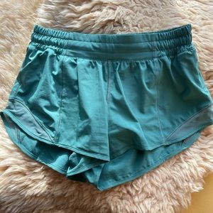 Lululemon hotty hot shots